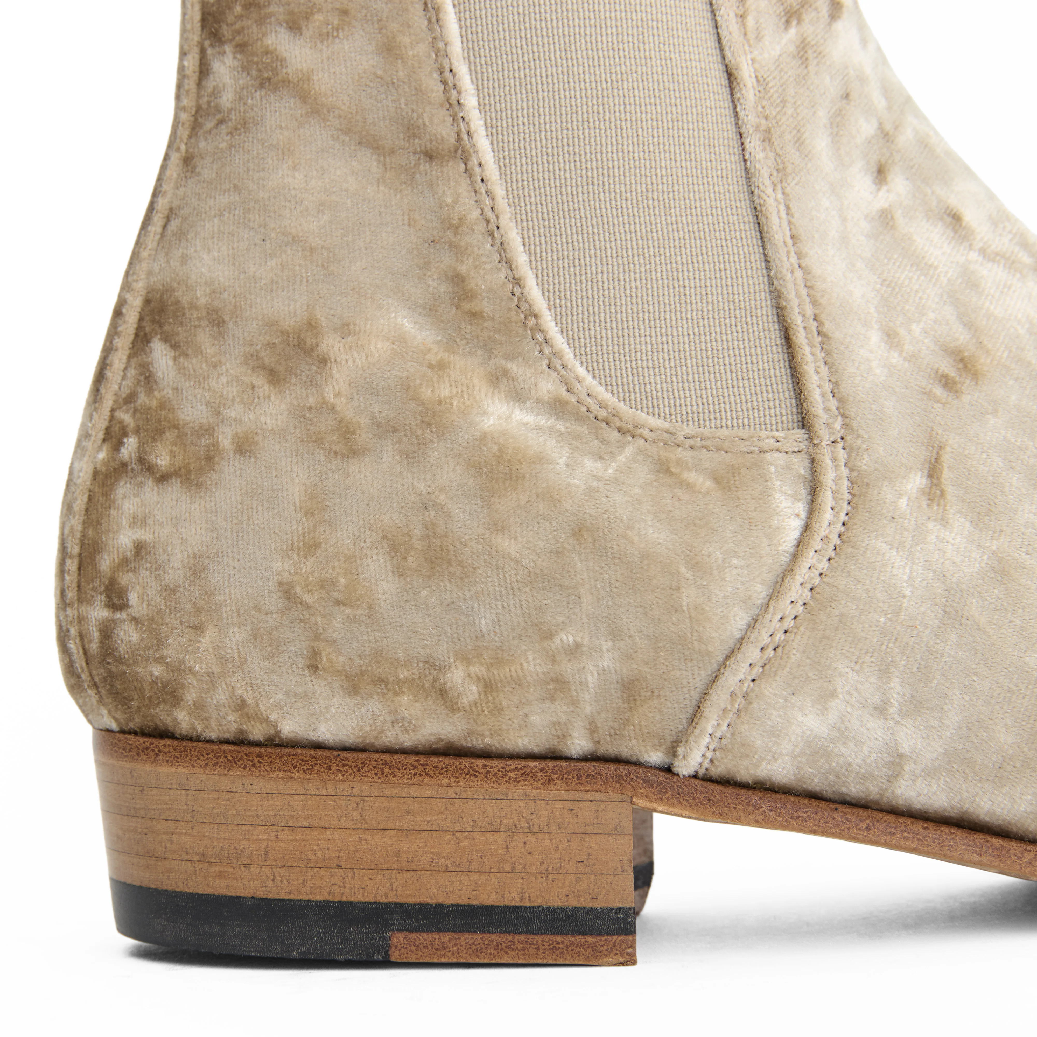 THE CHAMPAGNE VELVET - Image 5