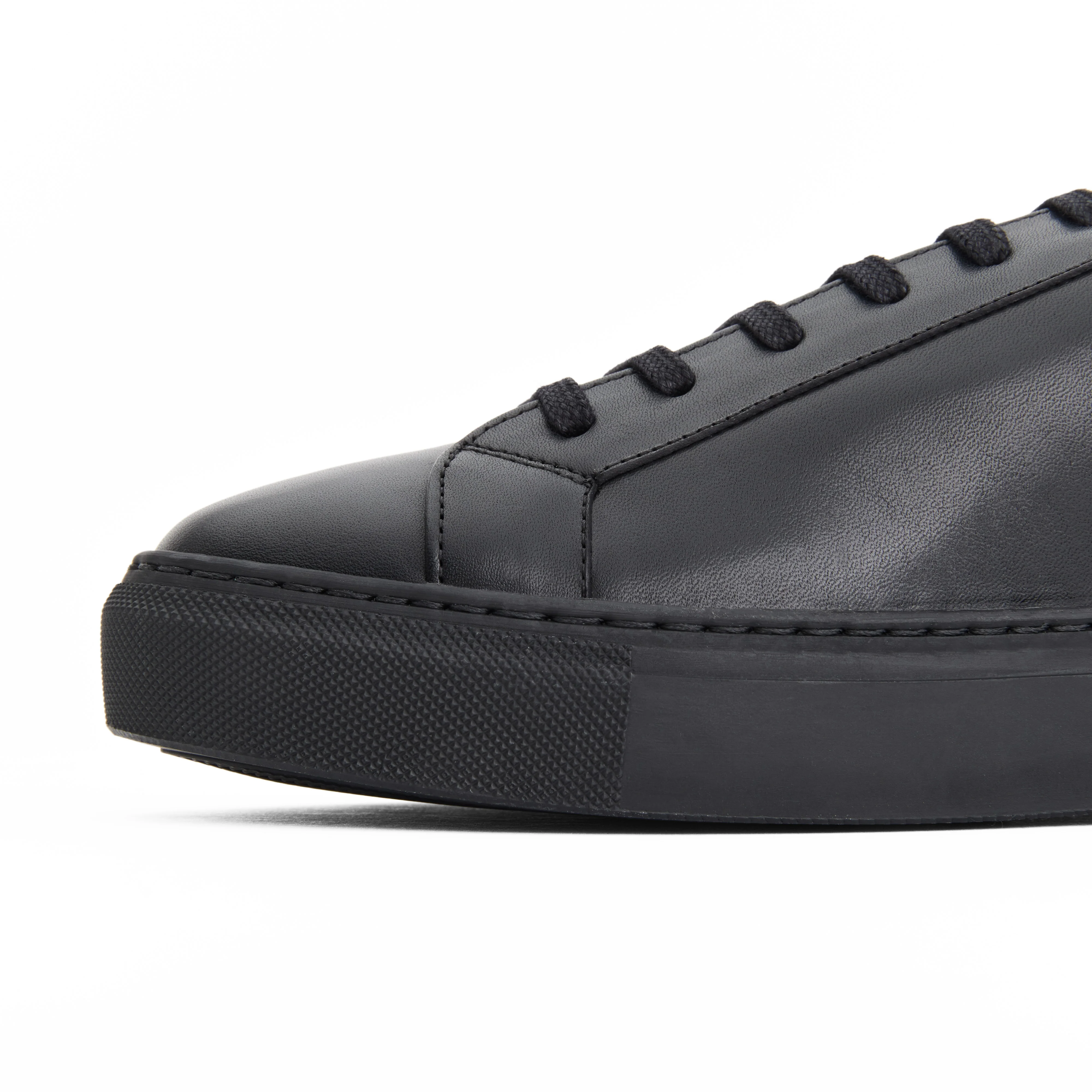 THE LUCENT SNEAKER (BLACK) - Image 4