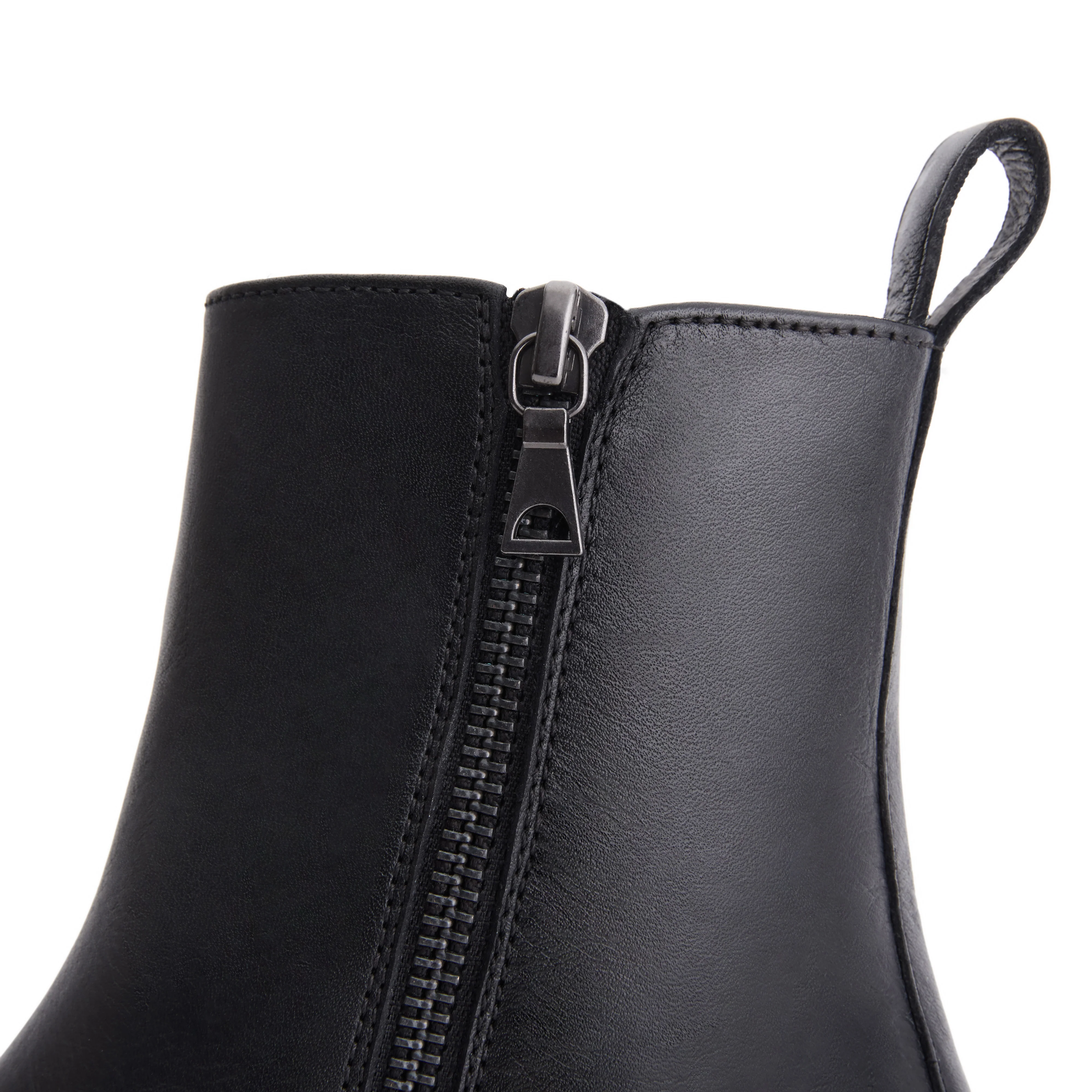 THE VANGUARD - Image 6